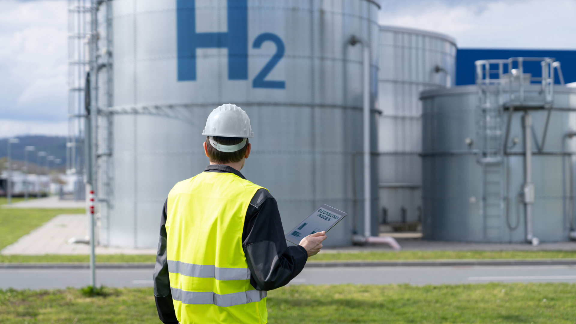 Hydrogen from Tap Water? A Clean Energy Breakthrough